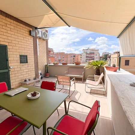 Apartament Attico Urbano Terrazza Su Roma Metro A Cornelia Zewnętrze zdjęcie